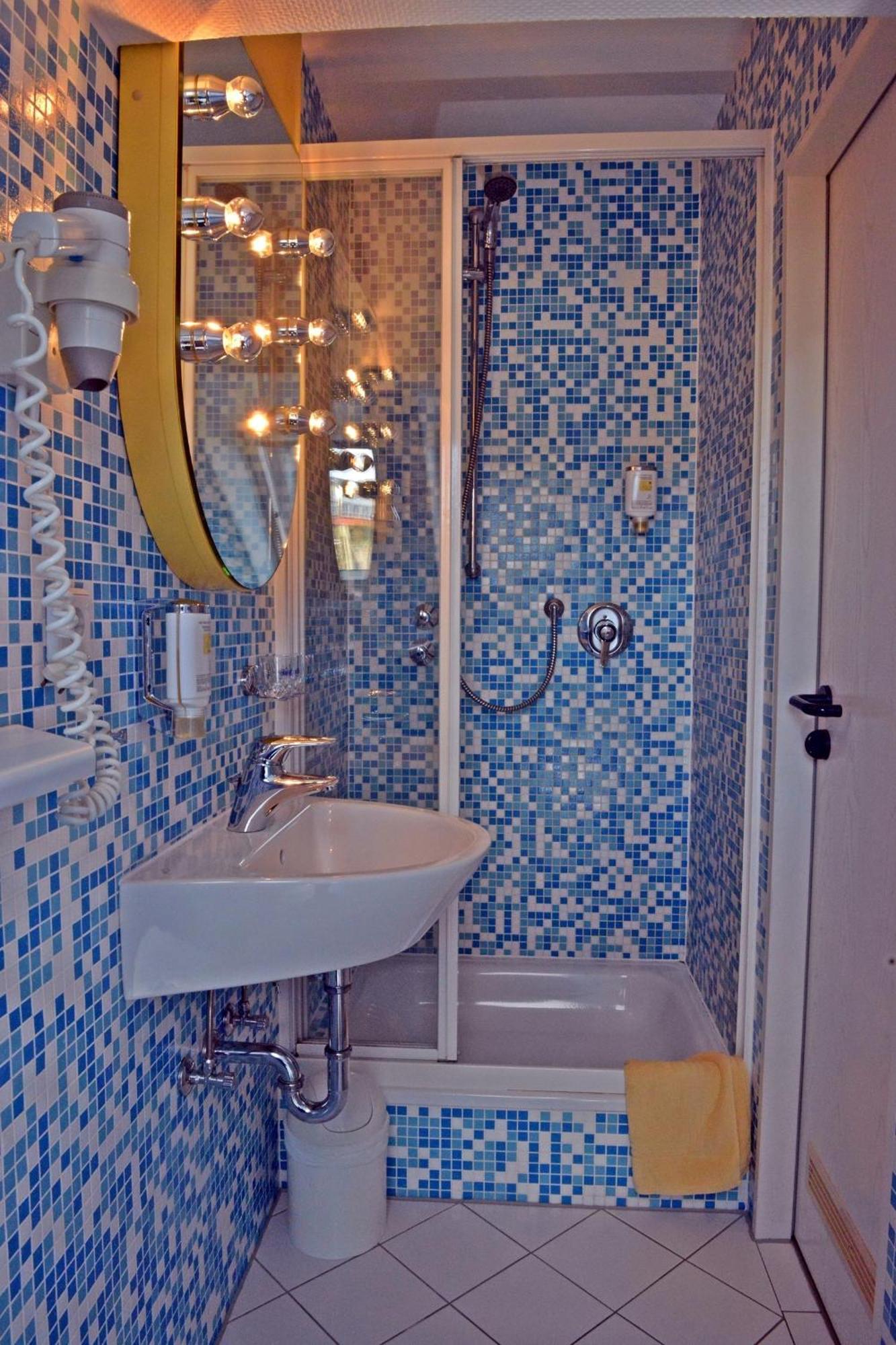 Hotel Quisisana & Appartements Quisi Heligoland Rum bild